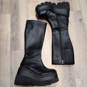 Black Platform Knee-High Boots